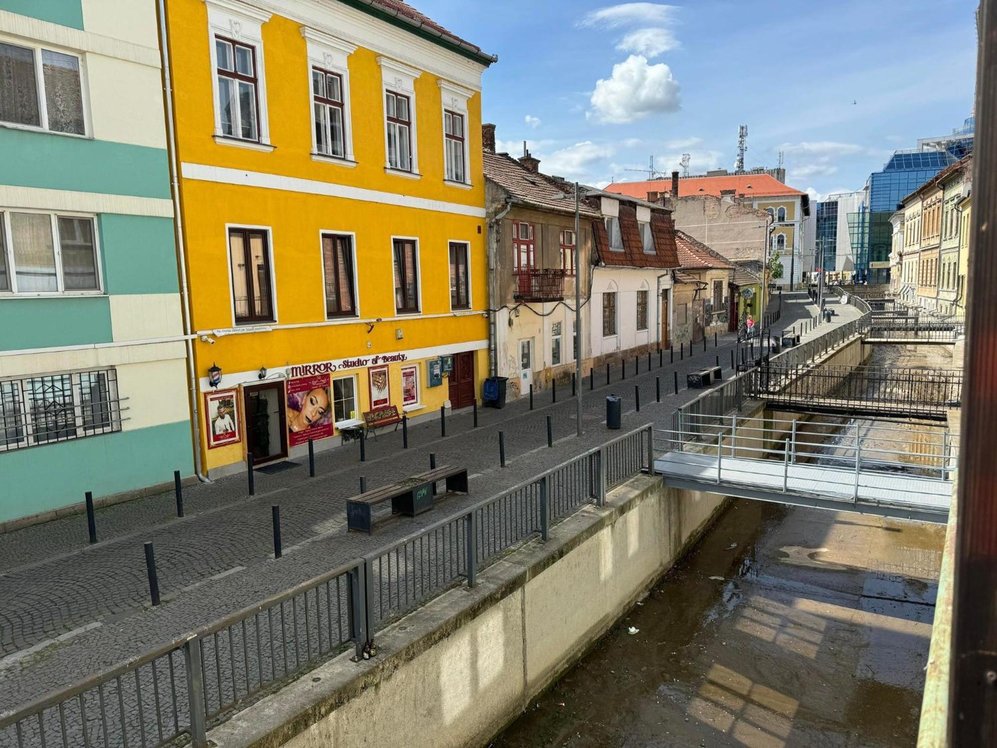 Pretty Luxury Apartament'S Cluj-Napoca Exterior photo